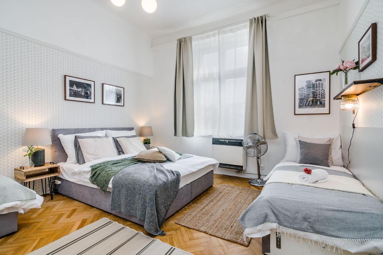 Florenc Apartments Prague 1 By Michal&Friends מראה חיצוני תמונה
